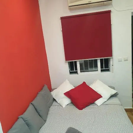 Estudio Cerca Del Carrefour Rosaleda Malaga