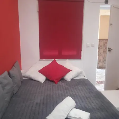 Apartment Estudio Cerca Del Carrefour Rosaleda *