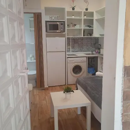 Estudio Cerca Del Carrefour Rosaleda